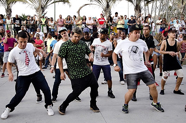 Baile Charme do Viaduto de Madureira